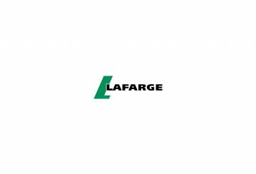 LAFARGE总销售额在2001年6月30日销售额下降1.4％，同样地上涨1.9％
