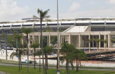 快速交付看到Maracanã体育场准备好比赛时间!