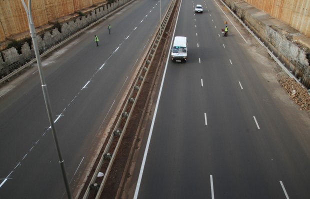 连接肯尼亚内罗毕和锡卡的高速公路