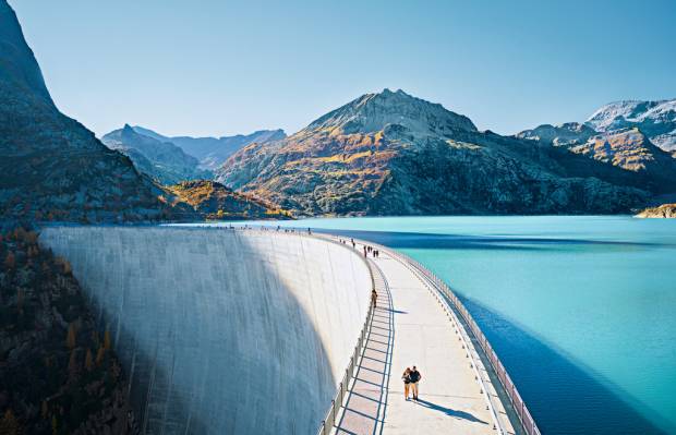 欧宝体育官方f68点topLafargeholcim可再生能源瑞士Dam Nante de Drance