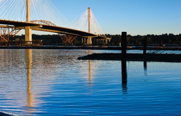加拿大曼港大桥的混凝土柱、Agilia和Chronolia